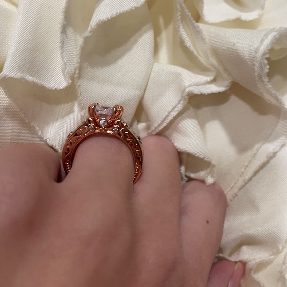 Princess Cut  Zircon Rose Gold Filled flower ring - Picture 5 of 8